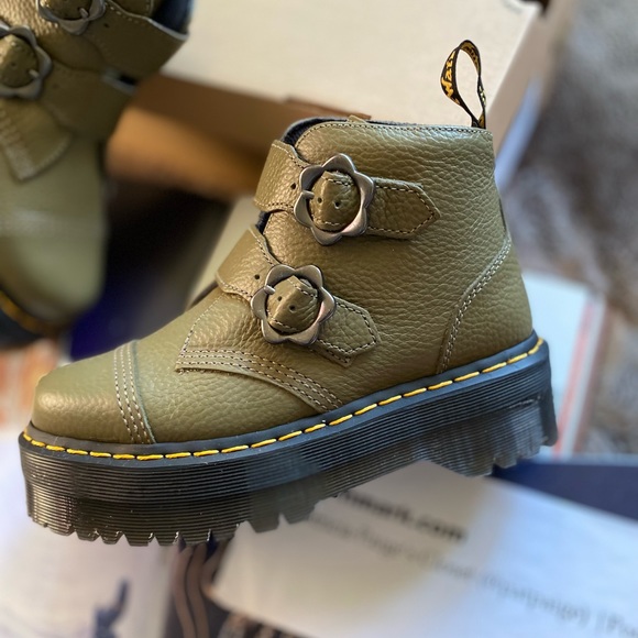 Dr. Martens Devon Flower Buckle Leather Platform Boots - Picture 9 of 16